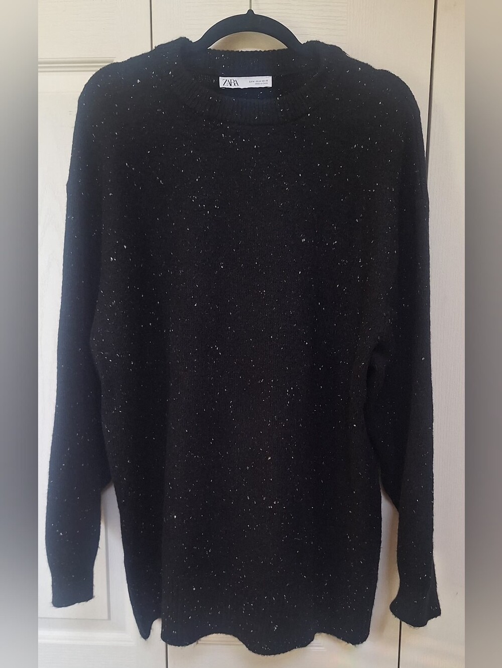 Med Euc Zara Black Flecked Crewneck Sweater